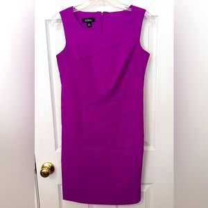 Gorgeous purple pencil dress with stitching detail perfect for work!